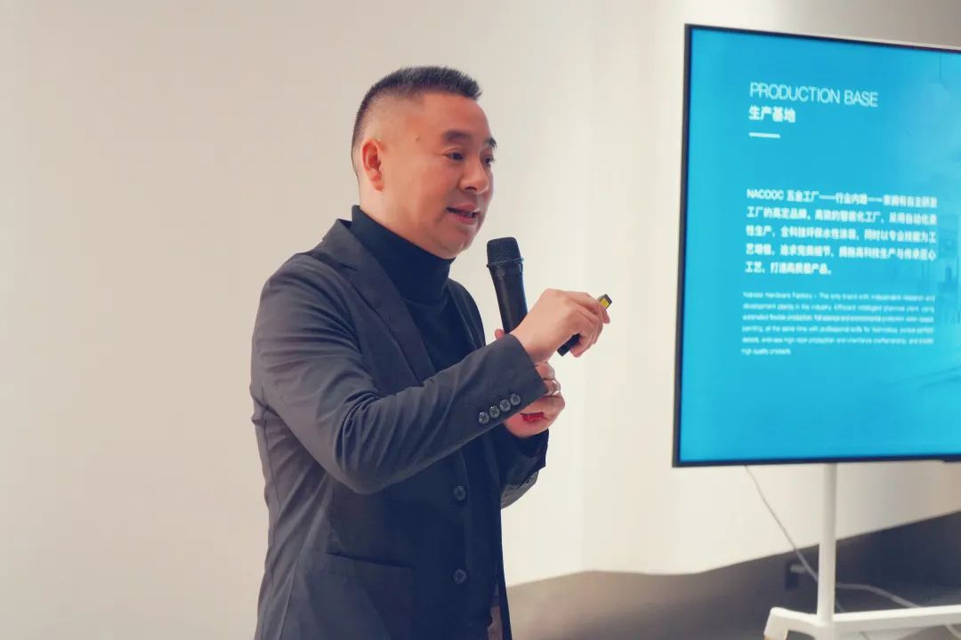 1671504019861356M1XD.jpg 3.jpg